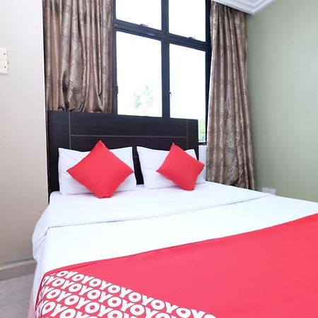 Mrj Hotel Wakaf Che Yeh 2 โกตาบารู ภายนอก รูปภาพ