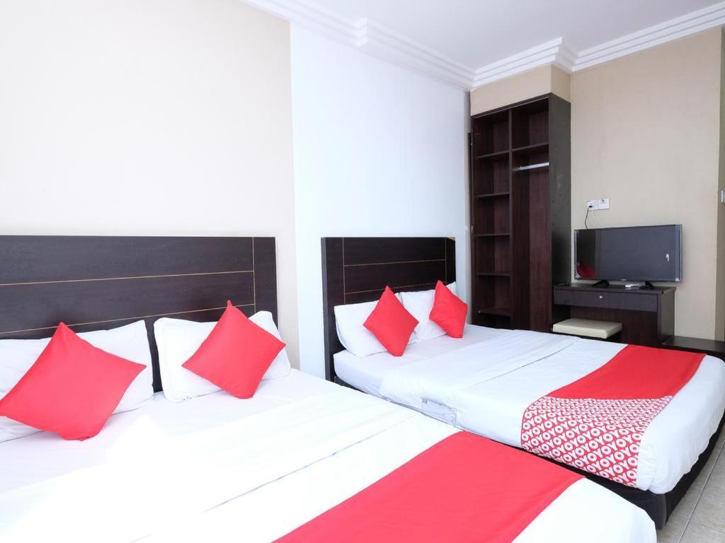 Mrj Hotel Wakaf Che Yeh 2 โกตาบารู ภายนอก รูปภาพ